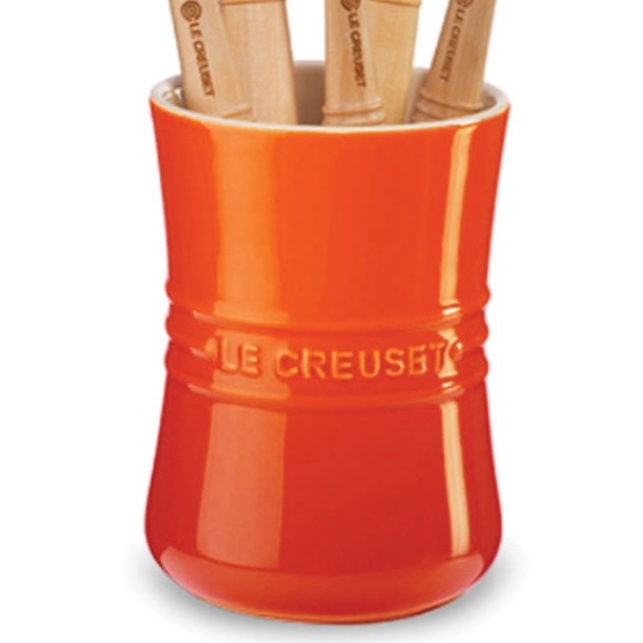 Le Creuset Kitchen Nwt Le Creuset Utensil Holder In Volcanic Poshmark
